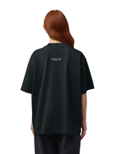 Load image into Gallery viewer, ONÉ LÅB T-SHIRT (OVERSIZE) / unisex
