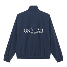 Lade das Bild in den Galerie-Viewer, URBAN-WINDJACKE NAVY
